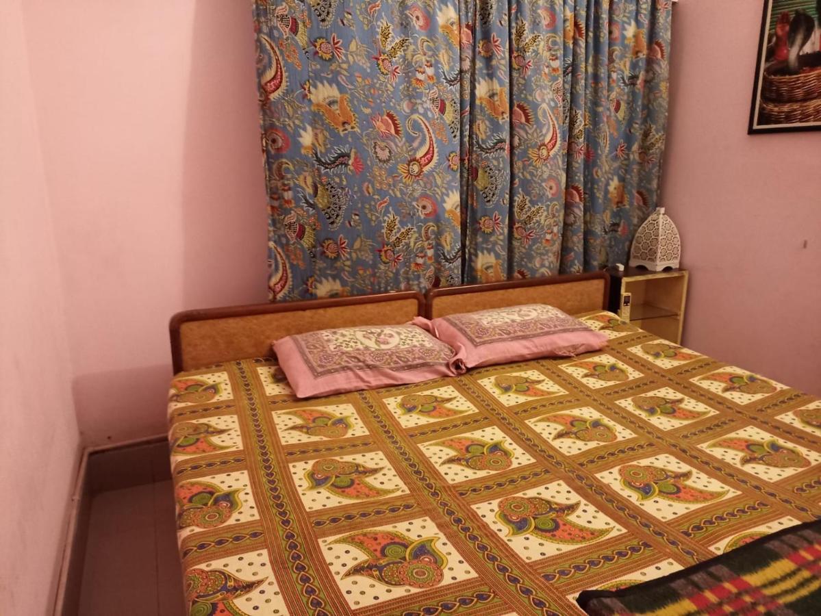 Brown Bread Bakery Guest House فاراناسي المظهر الخارجي الصورة